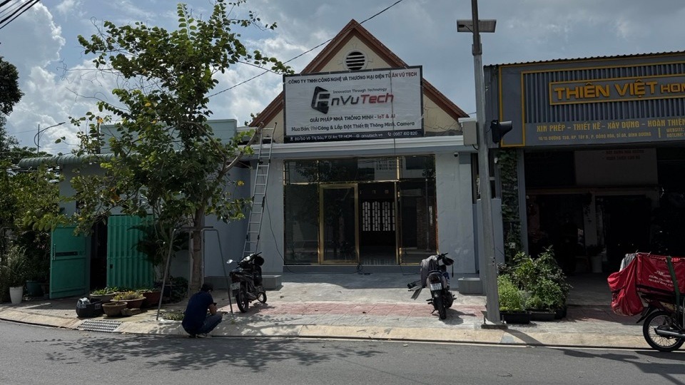 An Vu Tech Storefront